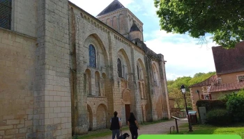 Abbaye de Nouaillé-Maupertuis - 86340 Nouaillé-Maupertuis