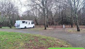 Aire Camping-Car Park - 40200 Pontenx-Les-Forges