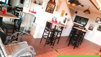 Café De La Place - 79100 Thouars