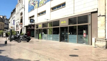 Carrefour City - 86000 Poitiers