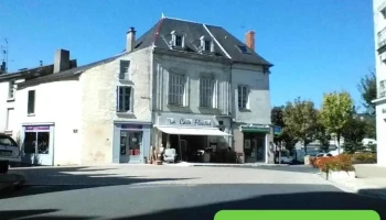 French Collector - 86110 Mirebeau