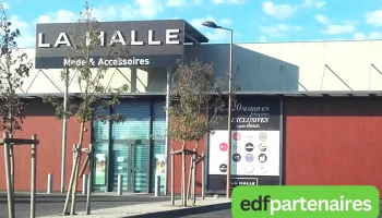 La Halle - A Chem. De L'Atelier