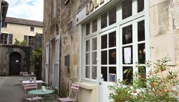 Lolly’s Tea Room - 16700 Nanteuil-En-Vallée