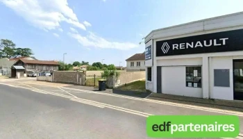 Renault at Sarl Bor - 24230 Lamothe-Montravel