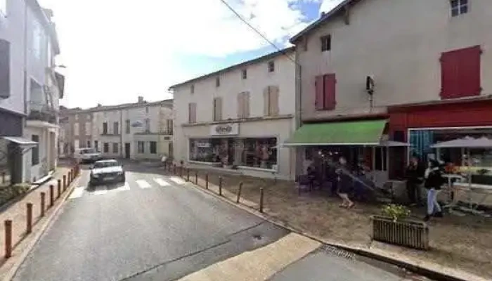 45 Grand Rue Du Commerce -  Tout - Chef-boutonne