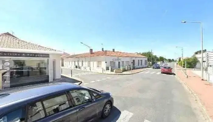 Arvert Cuisine Et Rangement -    Cuisiniste Street View Et 360deg - Arvert
