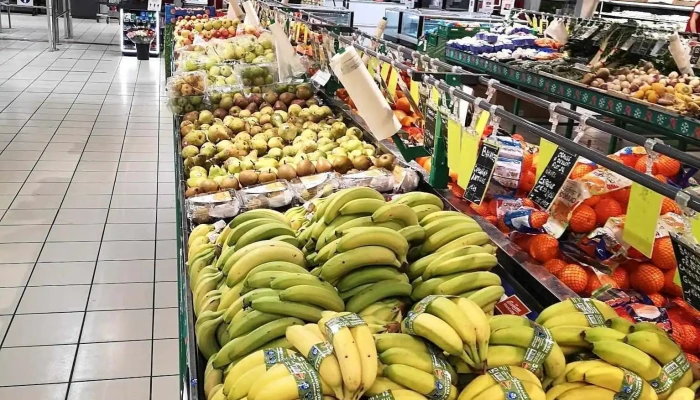 Auchan Supermarche La Brede Interieur - La Brède