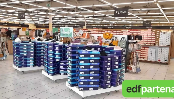 Besson Chaussures Royan - 2 Rue Marco Polo