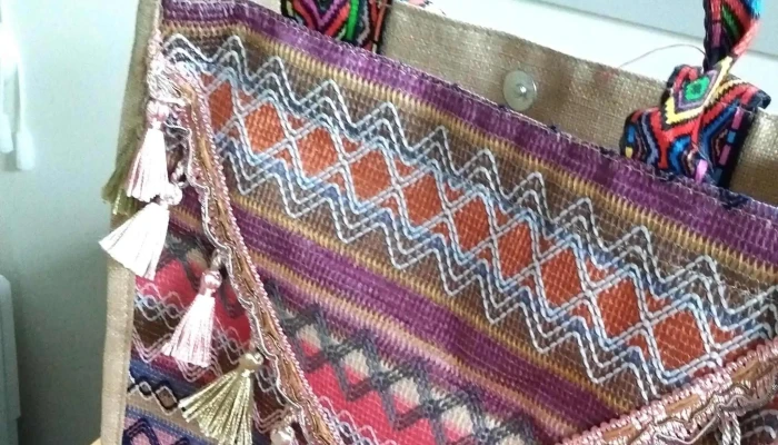 Bohemian Chattaan -  Magasin De Vetements - Arès