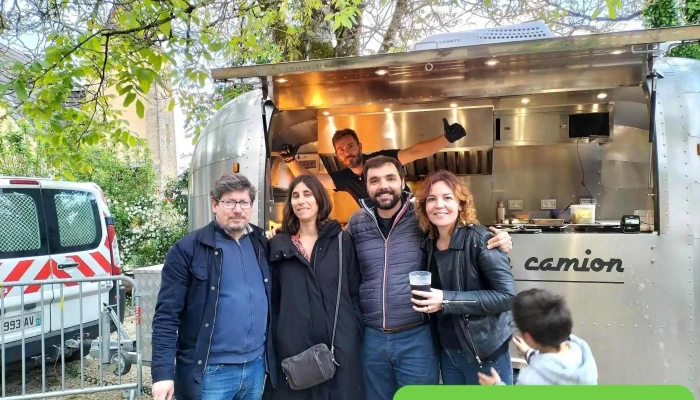 Bon comme un camion ( Food truck) - 24480 Le Buisson-De-Cadouin
