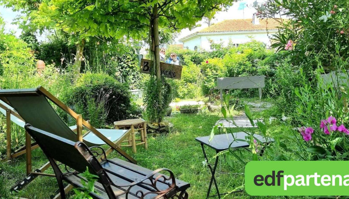 Bouquinerie Salon De The La Fab Qui Lit Tout - Mornac-sur-seudre