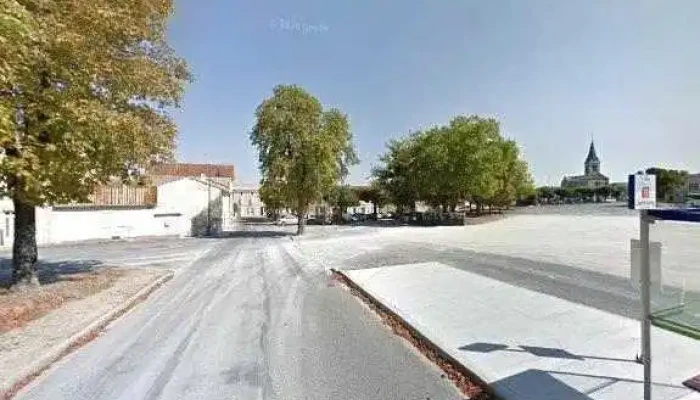 Brioux -  Sur Boutonne   Centre Bourg Tout - Brioux-sur-boutonne