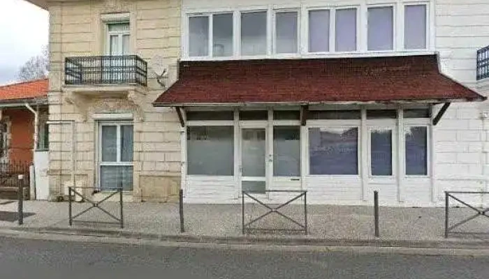 Brocante Chez Garden -  Street View Et 360deg - Arès