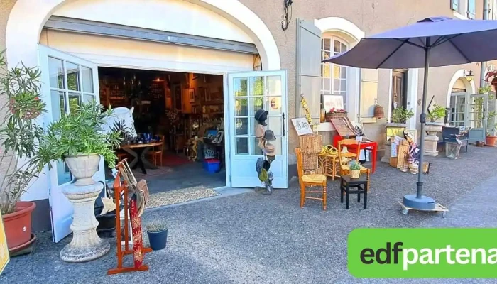 Brocante et Bibelot - 24260 Le Bugue