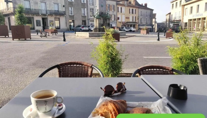 Café De La Poste - 87210 Le Dorat
