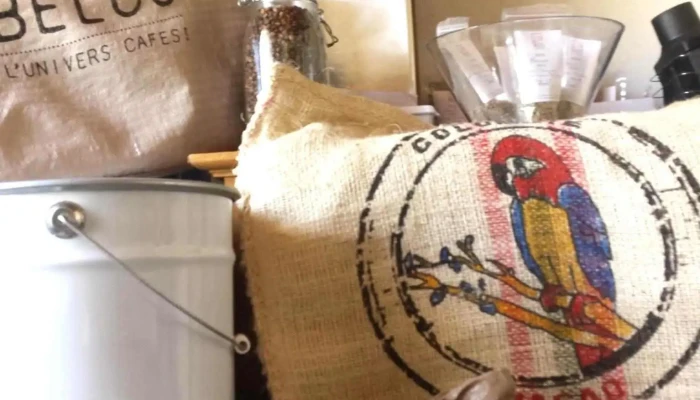 Cafe Des Iles Interieur - Gauriaguet
