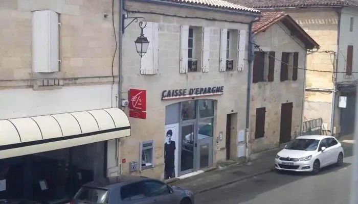 Caisse d'Epargne Lussac - 8 Av. Gambetta
