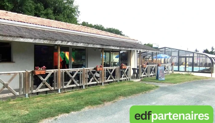 Camping La Belle Etoile Exterieur - Breuillet