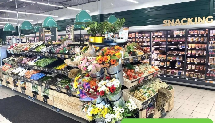 Carrefour Contact -  Interieur - Chauray