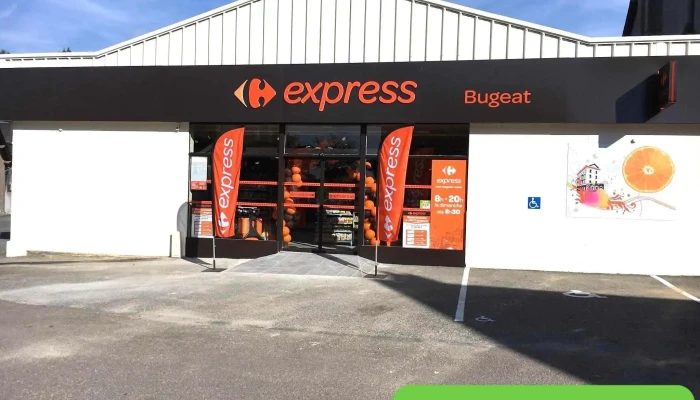Carrefour Express -  Stationnement - Bugeat