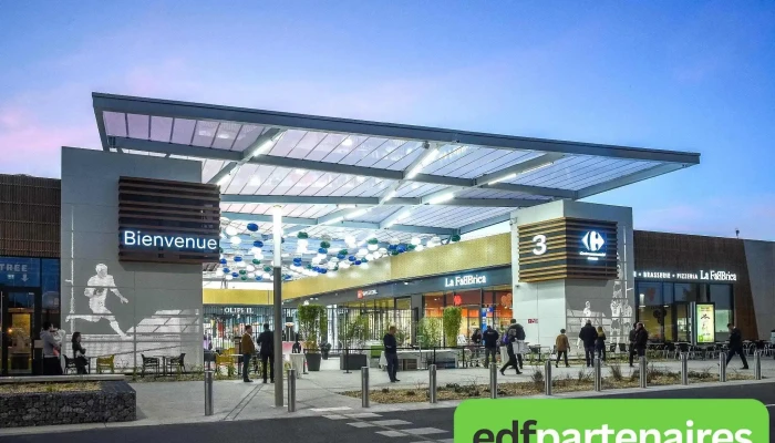 Centre Commercial Carrefour Lescar - 64230 Lescar