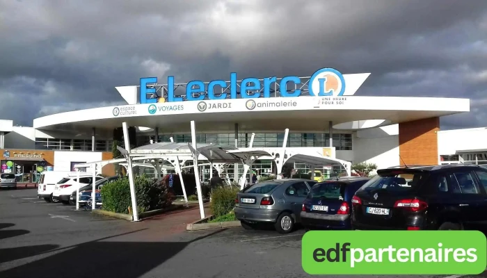 Centre Commercial De Martrou Eleclerc Tout - Rochefort