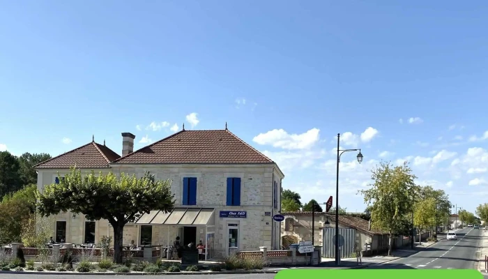 Chez Fati - Bar Tabac de la Gare - ouvert 7j/7 de 8h à 21h - 2 Av. De La Gare