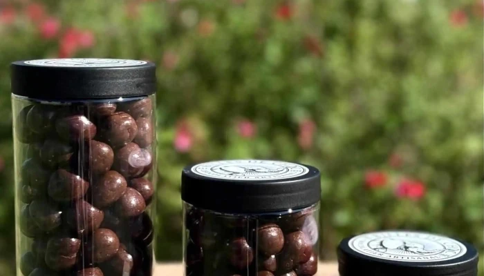 Chocolaterie Billes De Choc Charente Un Defi Essayer Den Manger Quune Seule Artisan Chocolatier - Asnières-sur-nouère