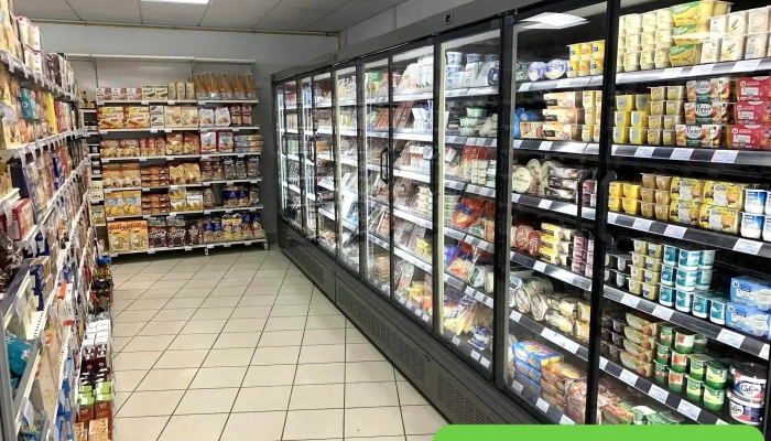 Coop -  Photos Du Proprietaire - Sigogne