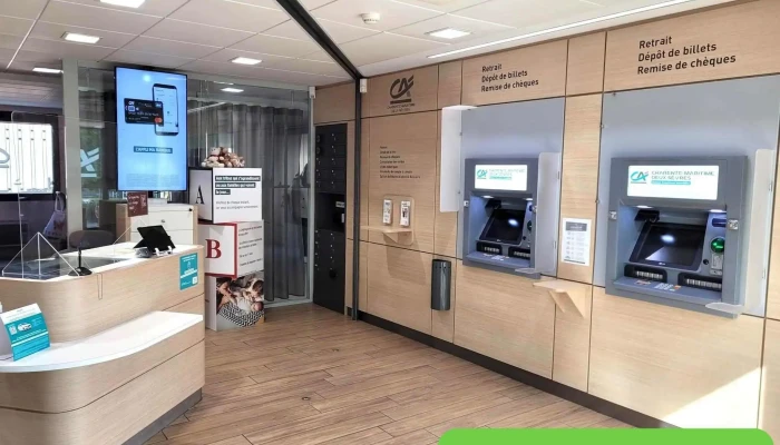 Credit Agricole Charente Maritime Deux Sevres Interieur - Burie