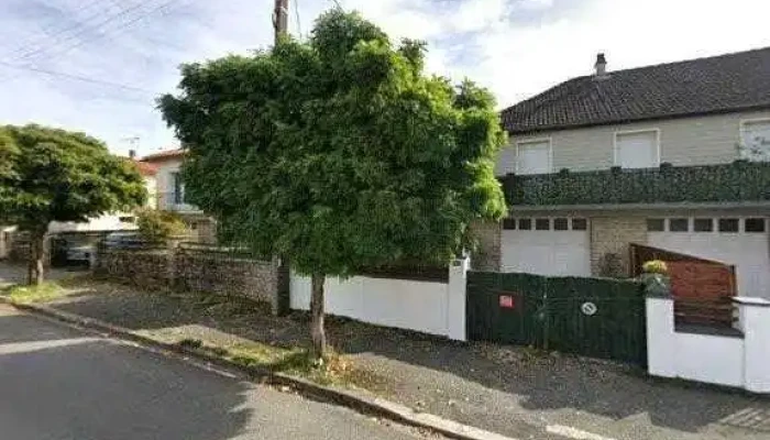 Credit Agricole Charente Maritime Deux Sevres Street View Et 360deg - Chef-boutonne