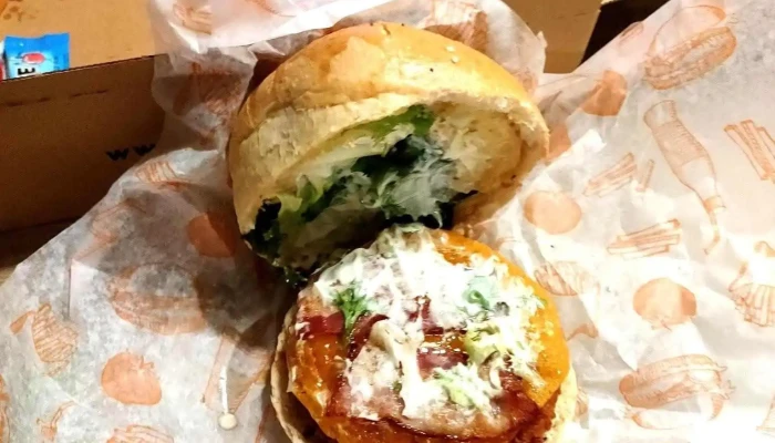 De Hambourg A Naples Plats Et Boissons - Audenge