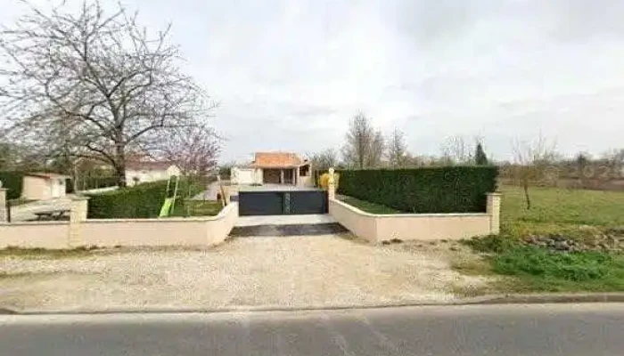 Deshoulieres Sa Tout - Chauvigny