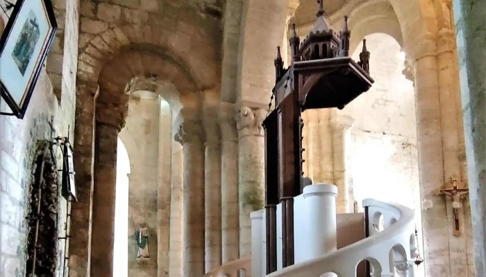 Eglise Saint Chartier Chef Boutonne   Paroisse St Junien En Mellois Telephone - Chef-boutonne