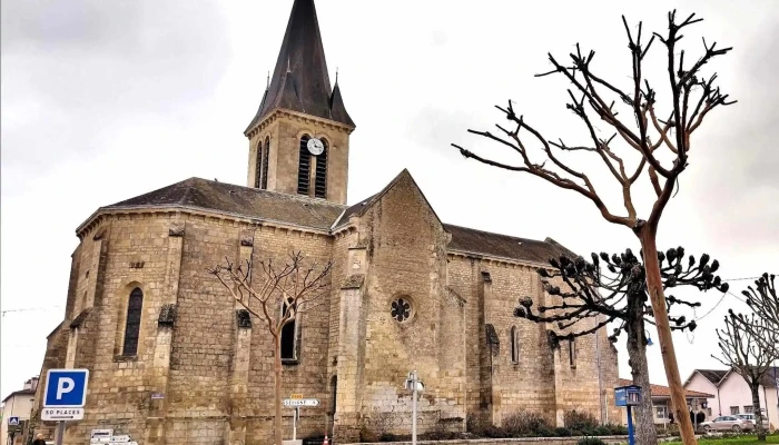 Eglise St Laurent Brioux Sur Boutonne Eglise Catholique - Brioux-sur-boutonne