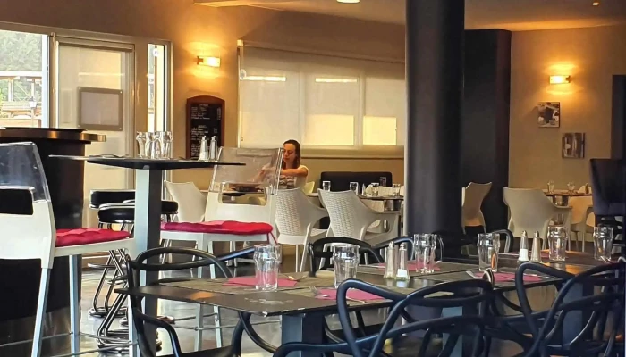 Eguzki Restaurant -  Atmosphere - Ascain