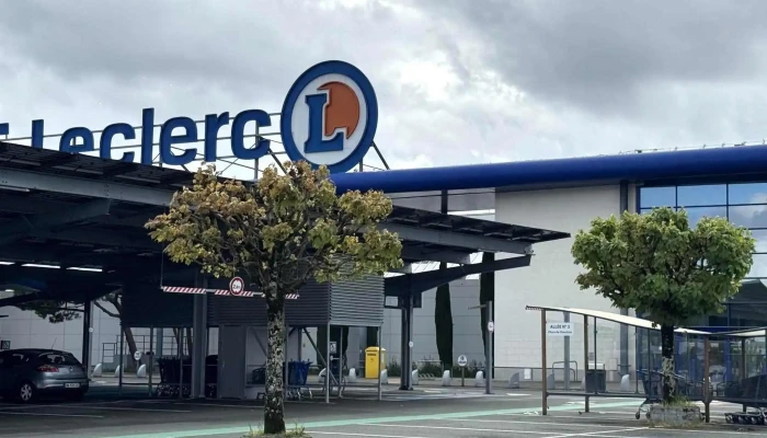 Eleclerc Saintes Les Coteaux Hypermarche - Saintes