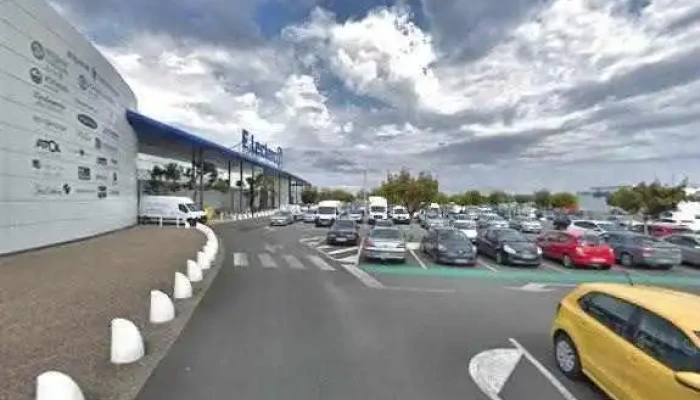 Eleclerc Saintes Les Coteaux Street View Et 360deg - Saintes