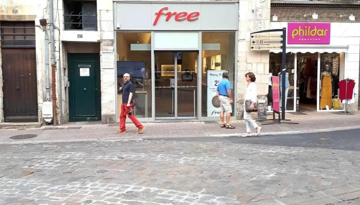 Free - Boutique Poitiers - 86000 Poitiers