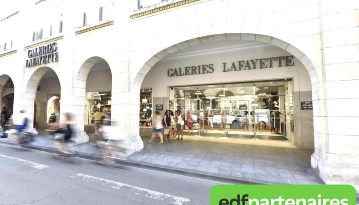 Galeries Lafayette La Rochelle -  Photos Du Proprietaire - La Rochelle