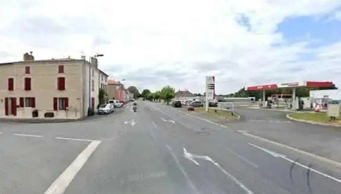 Intermarche Contact Brioux Sur Boutonne Street View Et 360deg - Brioux-sur-boutonne