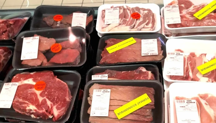 Intermarche Super Auzances Supermarche - Auzances