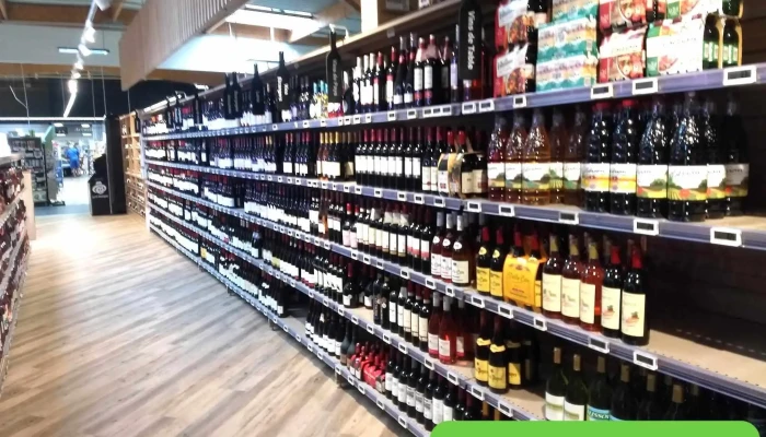 Intermarche Super Saintes Interieur - Saintes