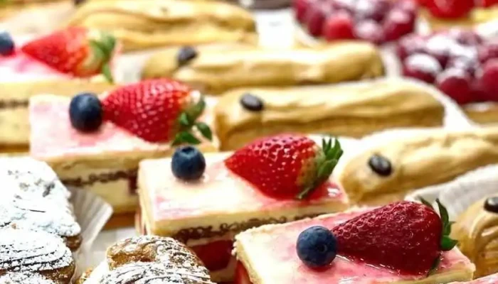 La Briole Boulangerie Patisserie Snack - Neuville-De-Poitou
