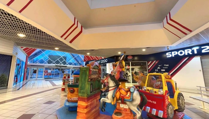 La Galerie -    Hyper 19 Street View Et 360deg - Malemort