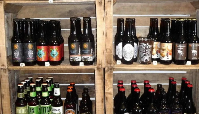 La Ptite Cave Interieur - Breuillet