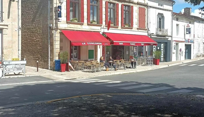 Le Concorde -  Pres De Moi - Aulnay