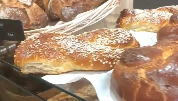 Le Fournil Des Halles -  Tout - Chef-boutonne