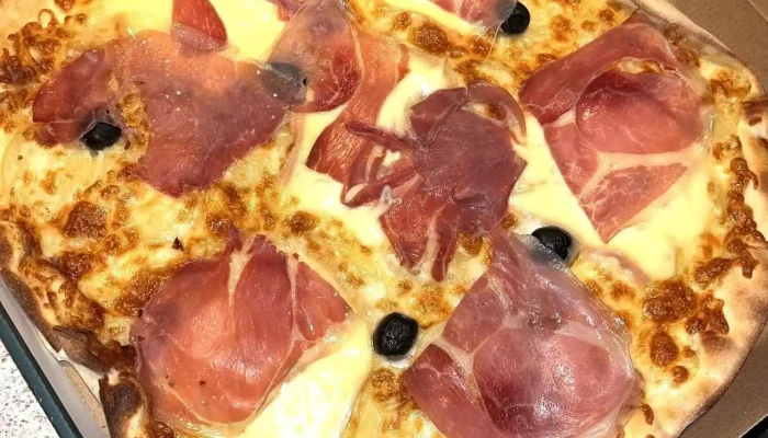 Le Kiosque A Pizzas Pizza - Arvert