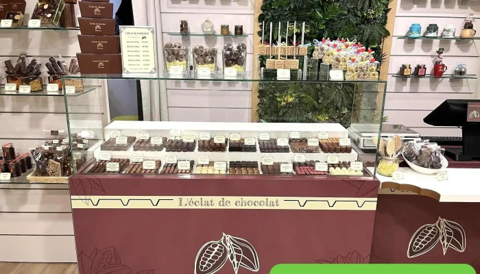 Leclat De Chocolat Interieur - Bressuire